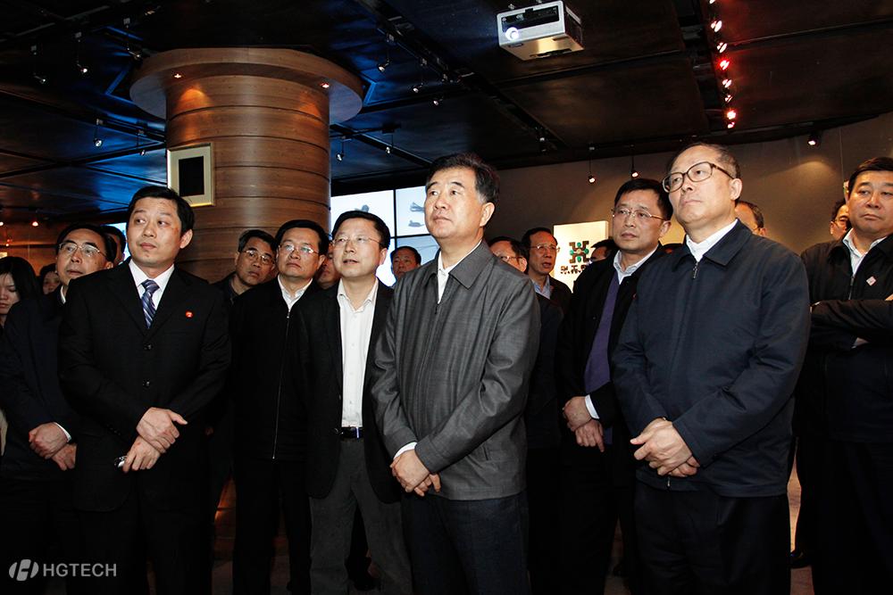 11、2012年4月9日 现任全国政协主席汪洋率团调查J9集团科技.jpg